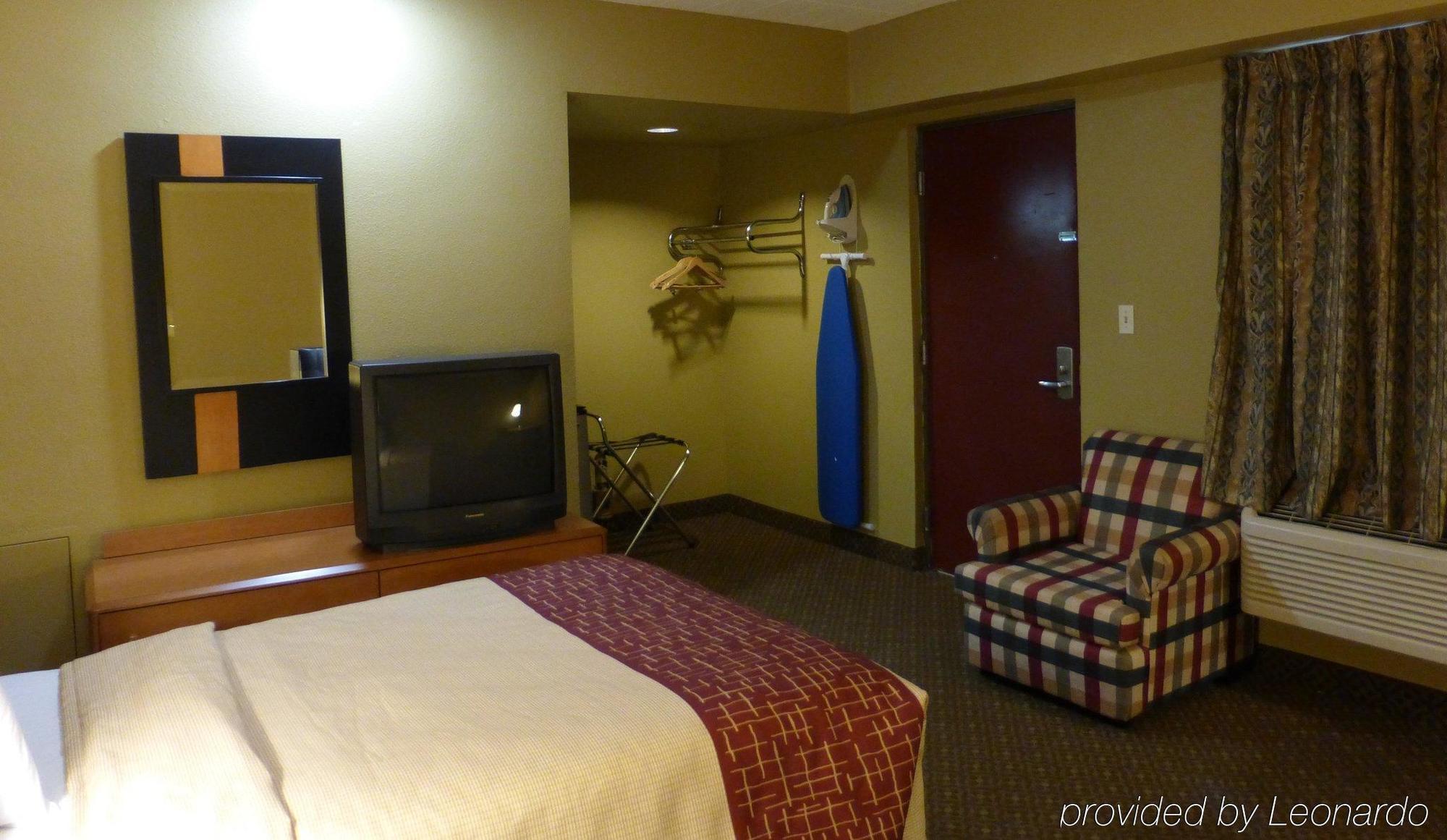 Red Roof Inn Baltimore Northwest Екстериор снимка